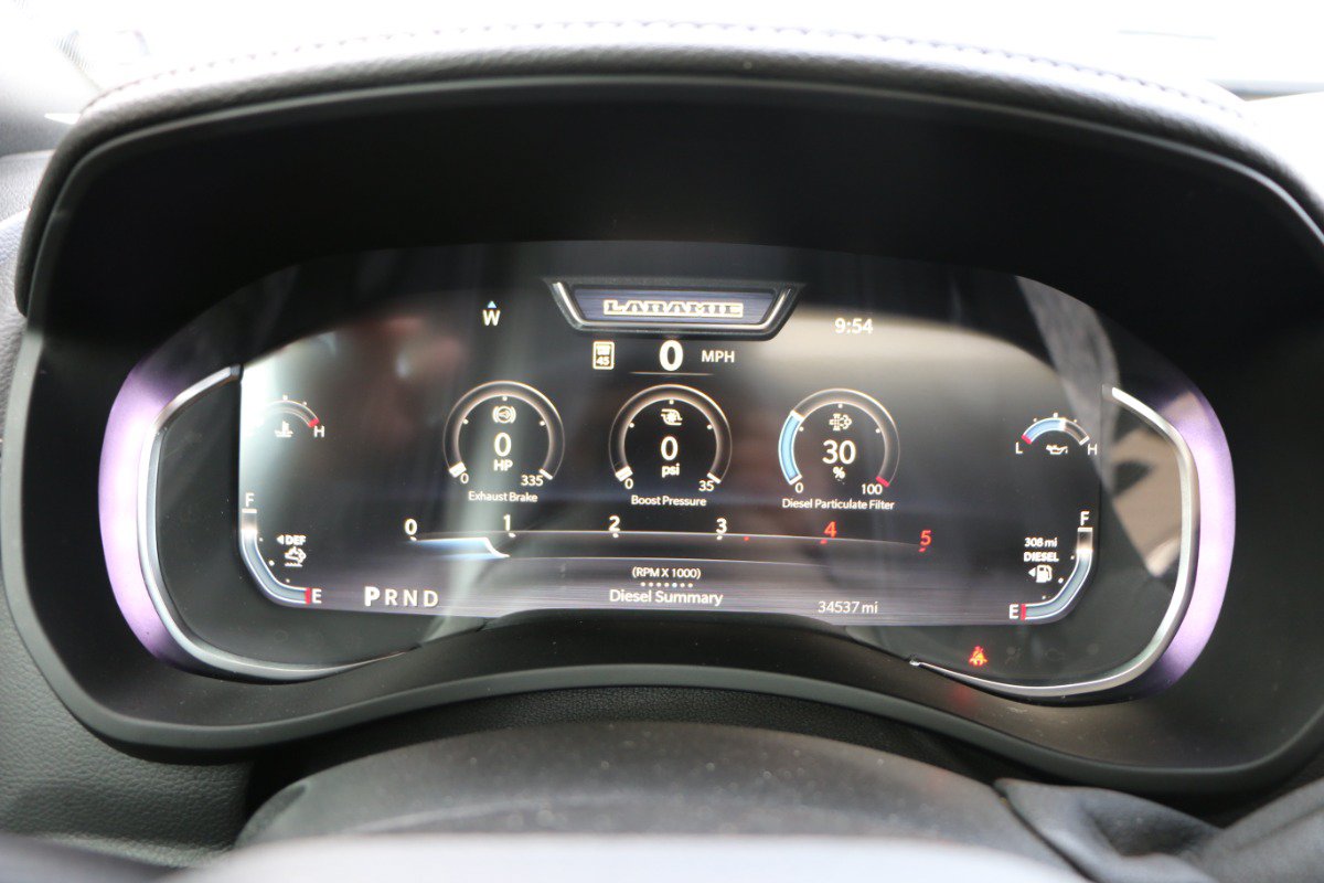 Used 2025 RAM 2500 Laramie AWD/4WD image 33
