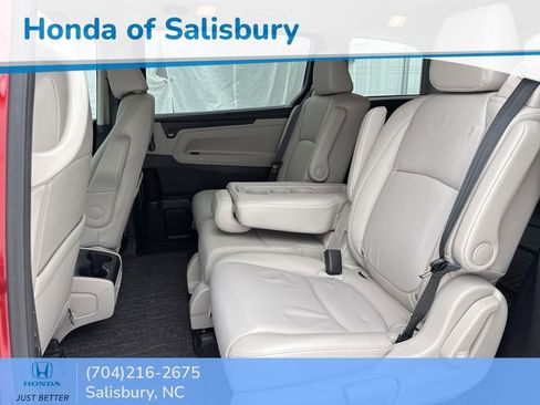 Certified 2025 Honda Odyssey EX-L image 15