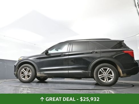 Used 2022 Ford Explorer XLT w/ Equipment Group 202A image 31