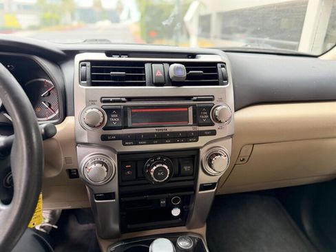 Used 2010 Toyota 4Runner SR5 AWD/4WD image 19