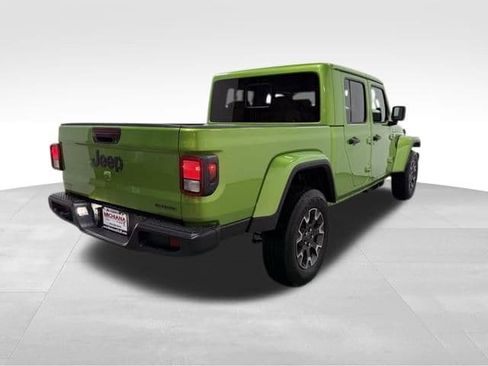 New 2026 Jeep Gladiator Sahara image 6