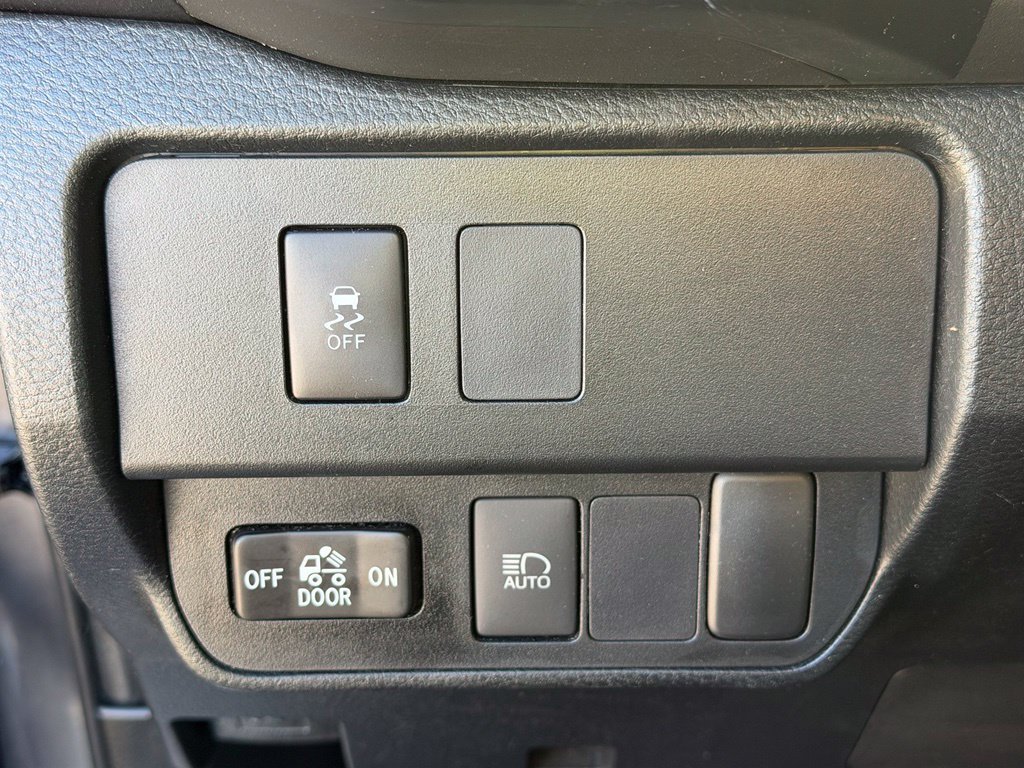 Used 2021 Toyota Tacoma SR w/ SR Convenience Package RWD image 11