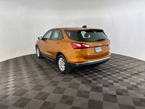 Used 2018 Chevrolet Equinox LS FWD image 9