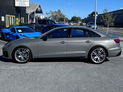Used 2023 Audi S4 Premium Plus w/ Premium Plus Package AWD/4WD image 9