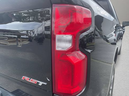 Used 2022 Chevrolet Silverado 1500 RST AWD/4WD image 35