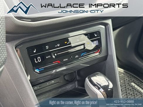 Used 2024 Volkswagen Tiguan SEL R-Line AWD/4WD image 27