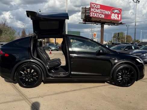 Used 2020 Tesla Model X Long Range image 20