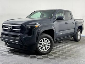 Used 2024 Toyota Tacoma SR5 AWD/4WD video 1