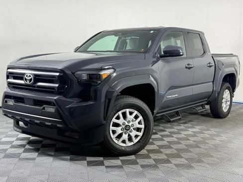 Used 2024 Toyota Tacoma SR5 AWD/4WD image 1