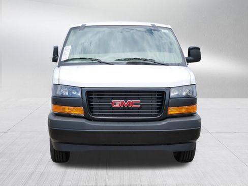 New 2026 GMC Savana 3500 Extended w/ Driver Convenience Package RWD image 8
