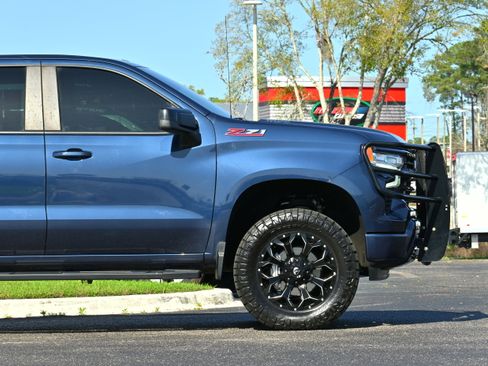 Used 2023 Chevrolet Silverado 1500 RST image 6