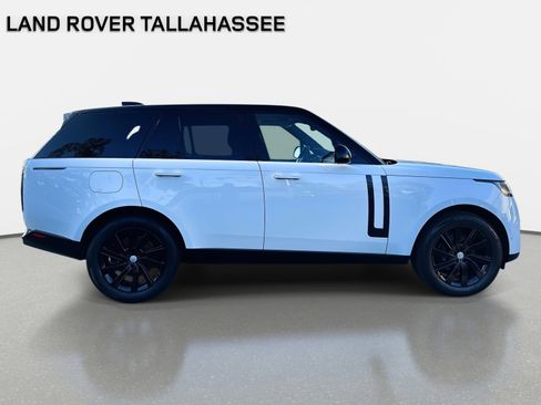 New 2025 Land Rover Range Rover SE image 30