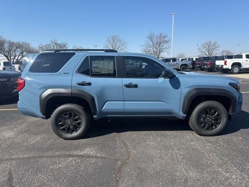 New 2026 Toyota 4Runner SR5 image 6