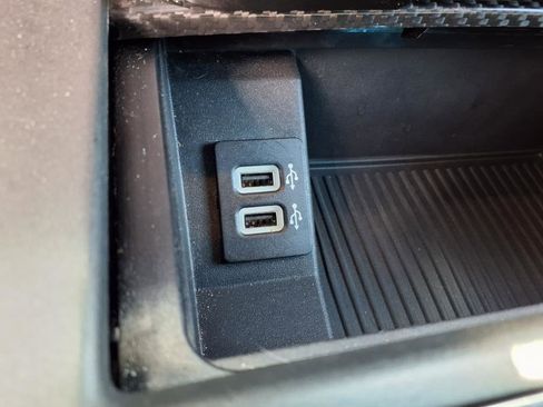 Used 2019 Ford F150 Raptor w/ Equipment Group 802A Luxury image 15