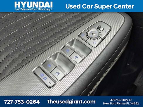 Used 2024 Hyundai Palisade Calligraphy FWD image 40
