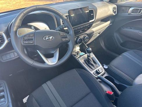 New 2026 Hyundai Venue SEL FWD image 8