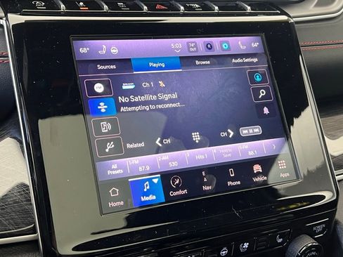 Used 2022 Jeep Grand Cherokee Trailhawk image 13