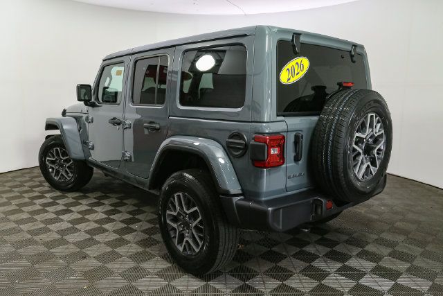 Used 2026 Jeep Wrangler Unlimited Sahara AWD/4WD image 9