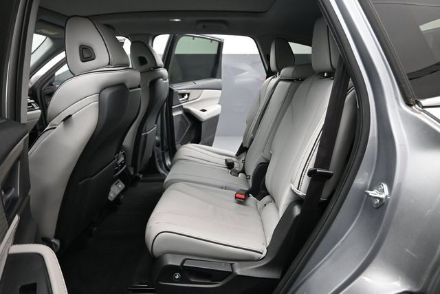 Used 2024 Acura MDX w/ Advance Package AWD/4WD image 15