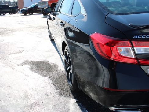 Used 2019 Honda Accord Sport image 42