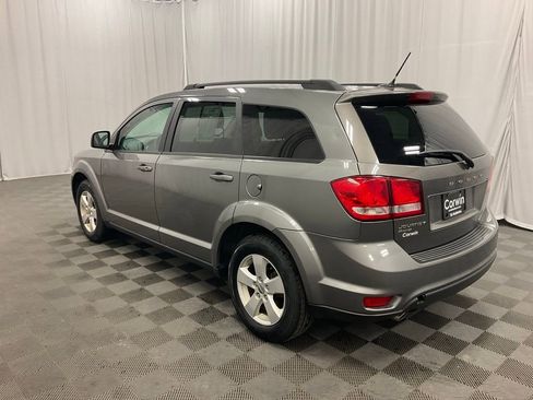Used 2012 Dodge Journey SXT w/ Flexible Seating Group image 3