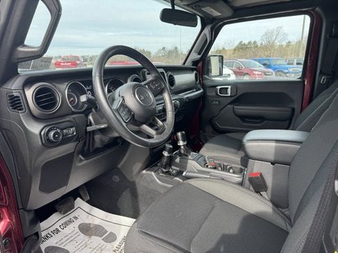 Used 2022 Jeep Wrangler Sport image 15