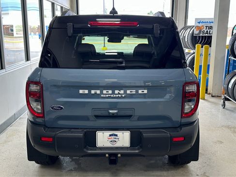 Used 2025 Ford Bronco Sport Badlands w/ Badlands Tech Package AWD/4WD image 7