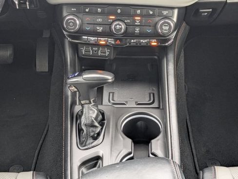 Used 2021 Dodge Durango R/T w/ Technology Group RWD image 27