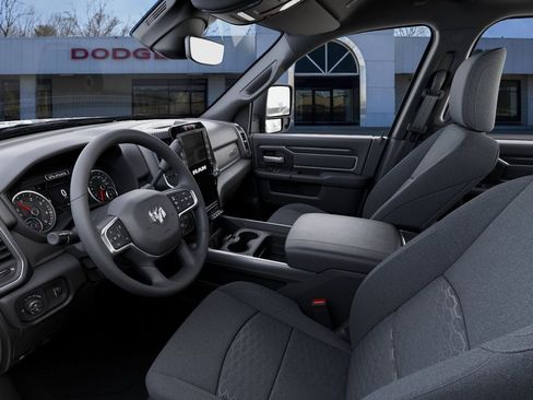 New 2026 RAM 2500 Big Horn AWD/4WD image 24