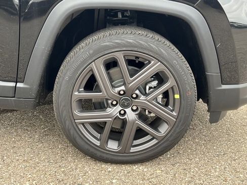 Used 2026 Jeep Compass Limited image 5