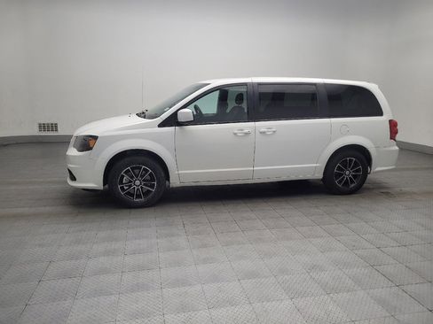 Used 2019 Dodge Grand Caravan GT image 2
