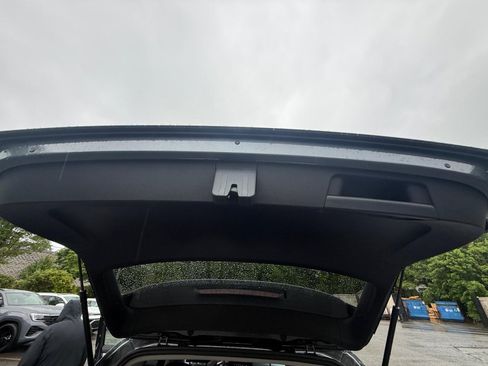 New 2026 Volkswagen Taos SE AWD/4WD image 14