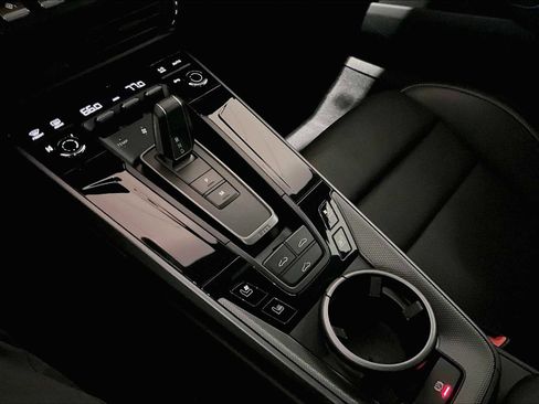 Used 2025 Porsche 911 Carrera T image 20