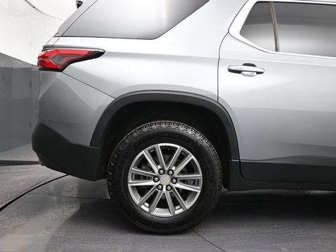 Certified 2023 Chevrolet Traverse LT image 12