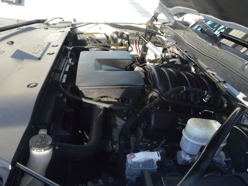 Used 2015 Chevrolet Silverado 1500 W/T w/ Trailering Package image 30