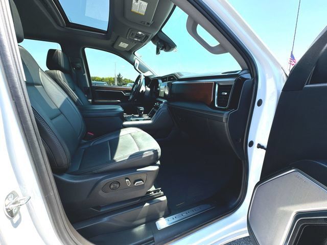 Used 2023 GMC Sierra 1500 Denali AWD/4WD image 30
