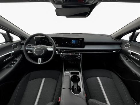 New 2025 Hyundai Sonata SEL image 13
