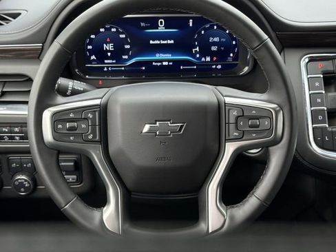 Used 2024 Chevrolet Suburban Z71 w/ Off-Road Capability Package AWD/4WD image 9