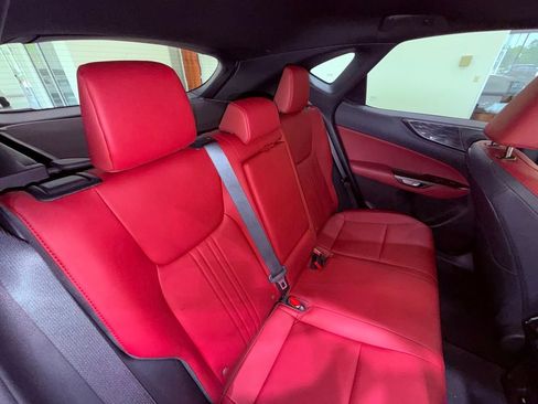 Certified 2025 Lexus NX 250 FWD w/ Accessory Package (Z1) image 15