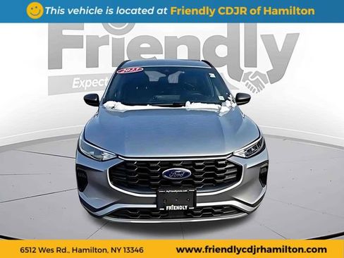 Used 2023 Ford Escape ST-Line w/ Tech Pack #1 AWD/4WD image 8