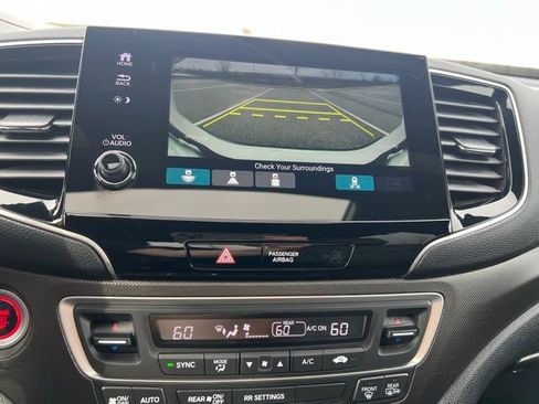 Certified 2023 Honda Passport TrailSport image 20