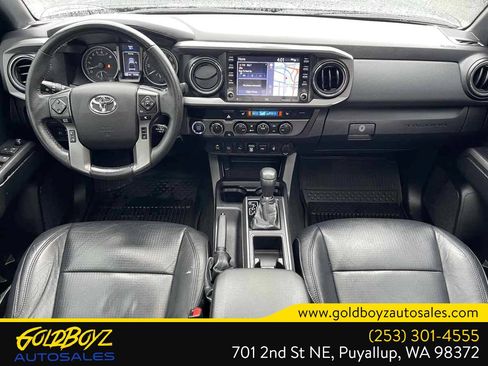 Used 2021 Toyota Tacoma TRD Off-Road w/ TRD Premium Off Road Package image 18