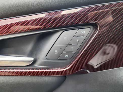 Certified 2025 Chevrolet Traverse RS w/ LPO, Floor Liner Package image 29