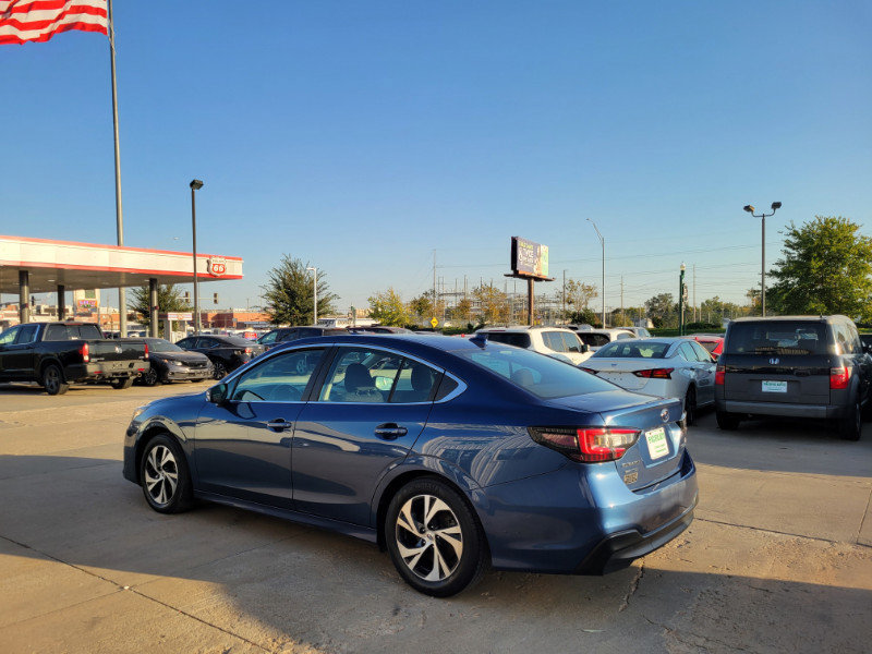 Used 2022 Subaru Legacy Premium AWD/4WD image 6