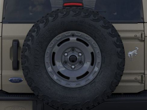 New 2025 Ford Bronco Badlands w/ Sasquatch Package image 24