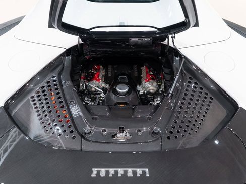 Used 2025 Ferrari SF90 Spider image 18