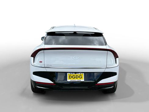 New 2026 Kia EV6 Wind RWD image 4
