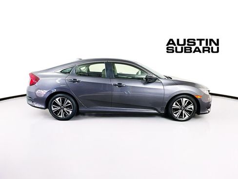 Used 2018 Honda Civic EX-T image 8