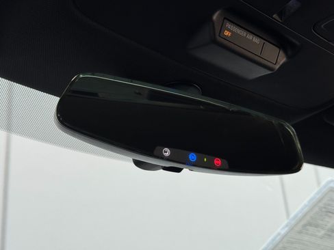 Used 2017 Chevrolet Camaro LT RWD image 29