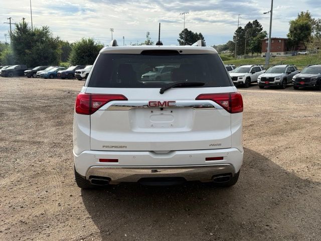 Used 2017 GMC Acadia Denali w/ Technology Package AWD/4WD image 4